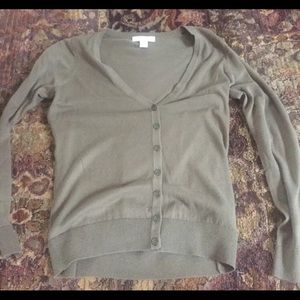 Green button down